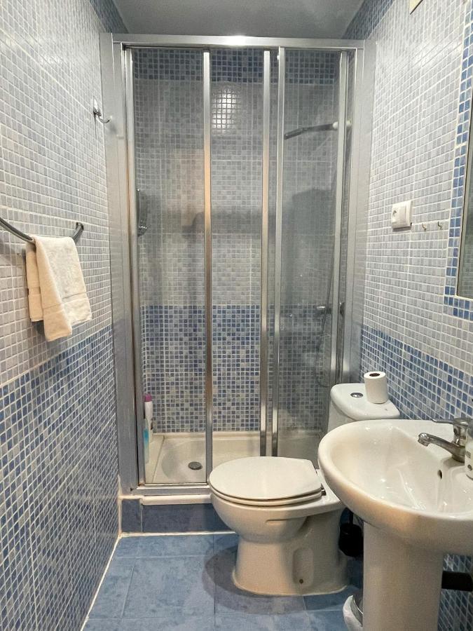 Az The Bridge Hostel - Coliving Сарагоса Экстерьер фото