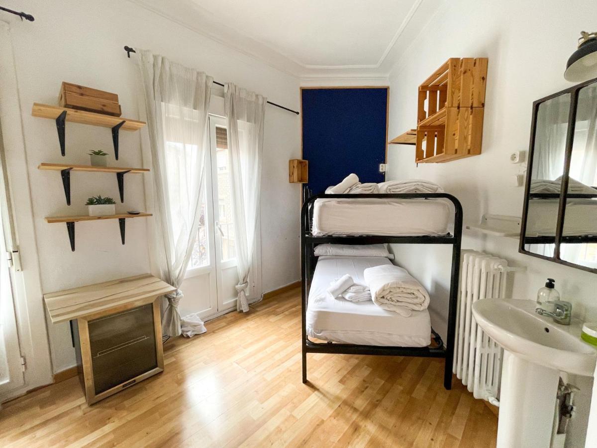 Az The Bridge Hostel - Coliving Сарагоса Экстерьер фото